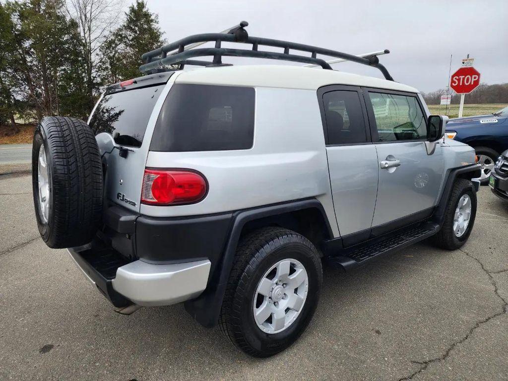 used 2007 Toyota FJ Cruiser car, priced at $12,500
