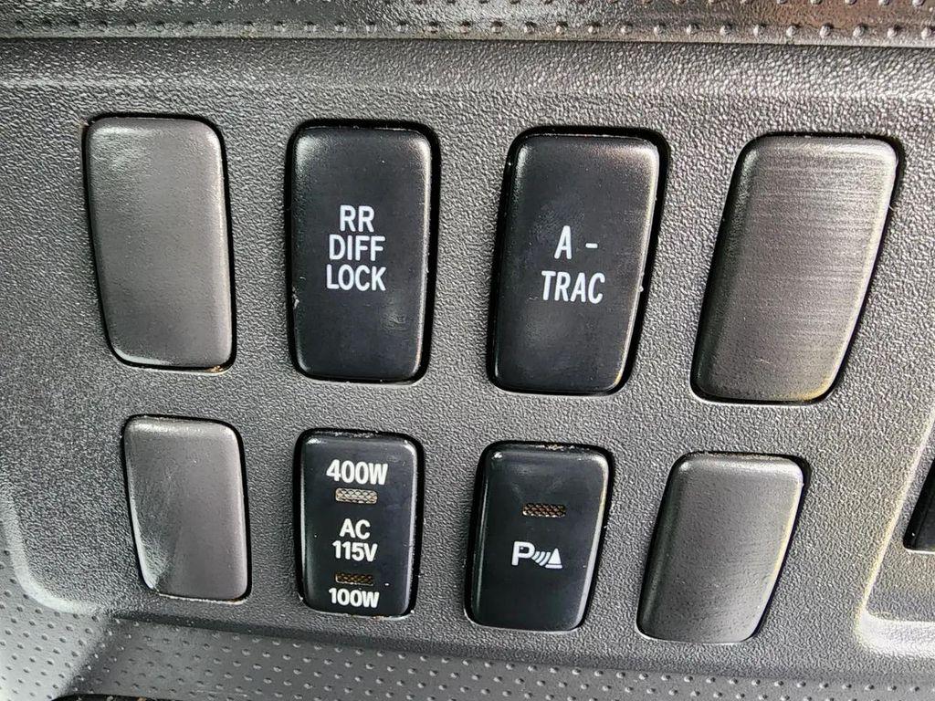 used 2007 Toyota FJ Cruiser car, priced at $12,500