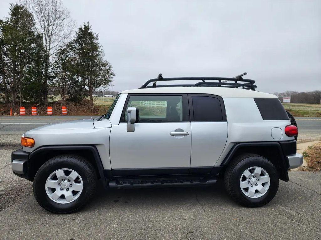used 2007 Toyota FJ Cruiser car, priced at $12,500