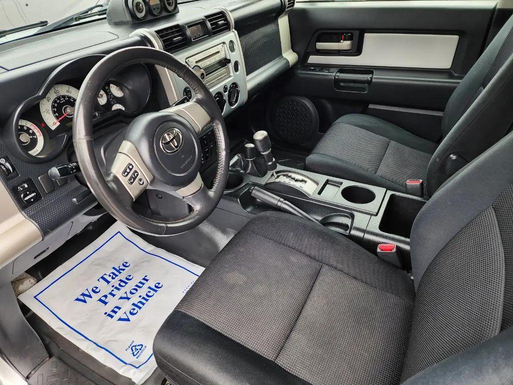 used 2007 Toyota FJ Cruiser car, priced at $12,500