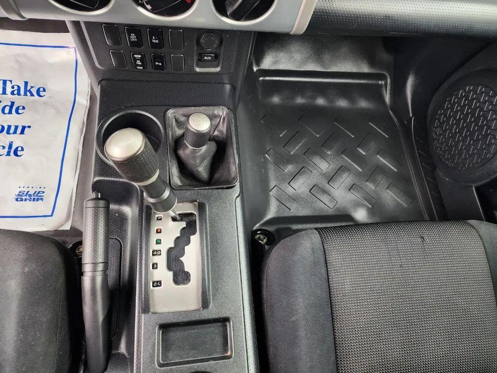 used 2007 Toyota FJ Cruiser car, priced at $12,500