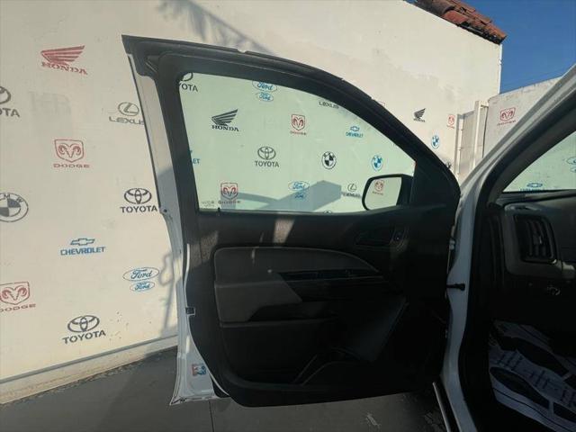 2019 White Chevrolet Colorado