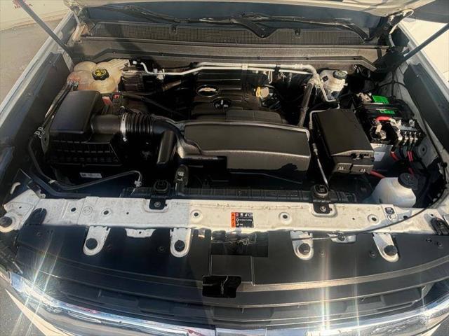 2019 White Chevrolet Colorado