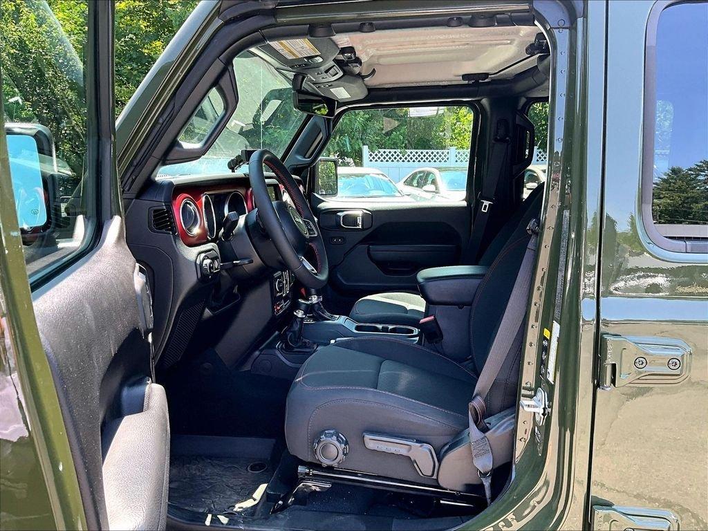used 2023 Jeep Gladiator car, priced at $40,133