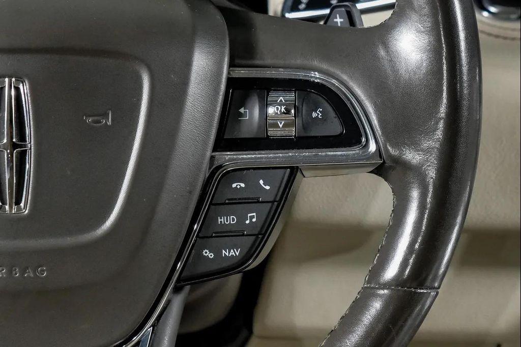 used 2020 Lincoln Navigator car, priced at $39,995