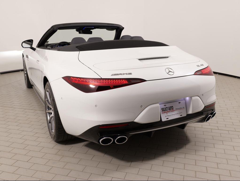 used 2023 Mercedes-Benz AMG SL 43 car