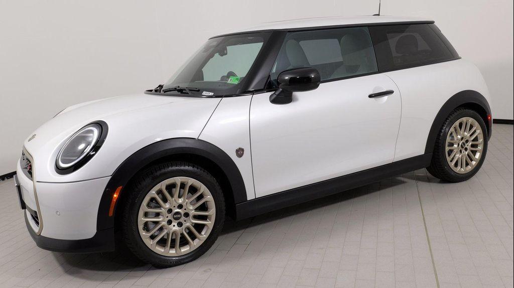 used 2025 MINI Hardtop car, priced at $29,999