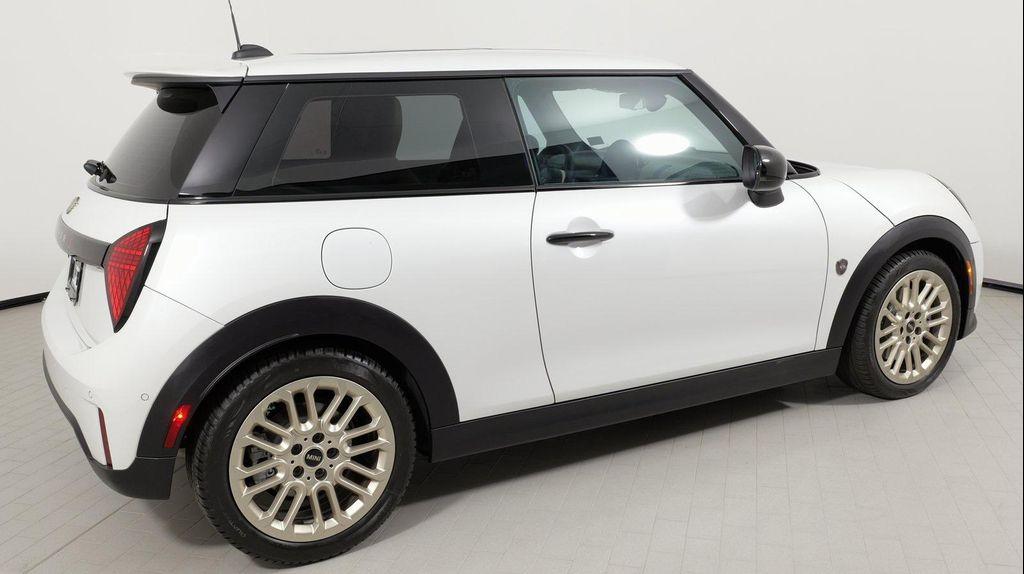 used 2025 MINI Hardtop car, priced at $29,999
