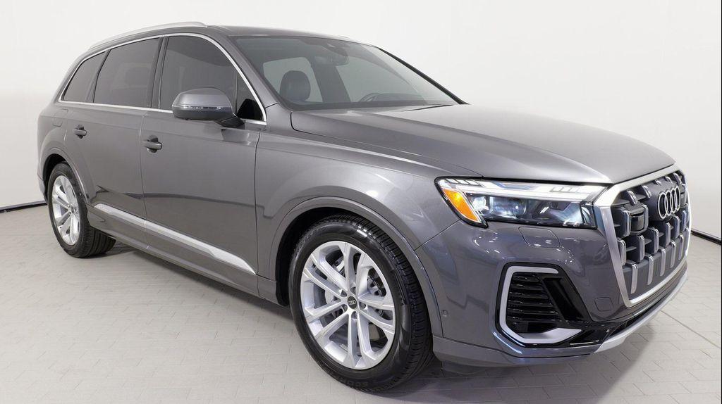 used 2025 Audi Q7 car, priced at $63,999