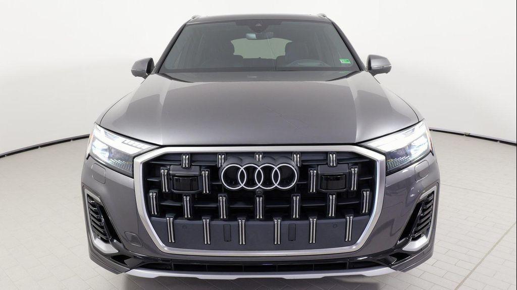 used 2025 Audi Q7 car, priced at $63,999
