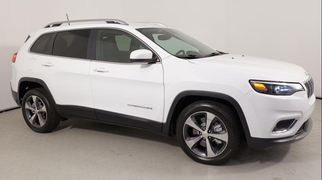 used 2019 Jeep Cherokee car, priced at $18,999