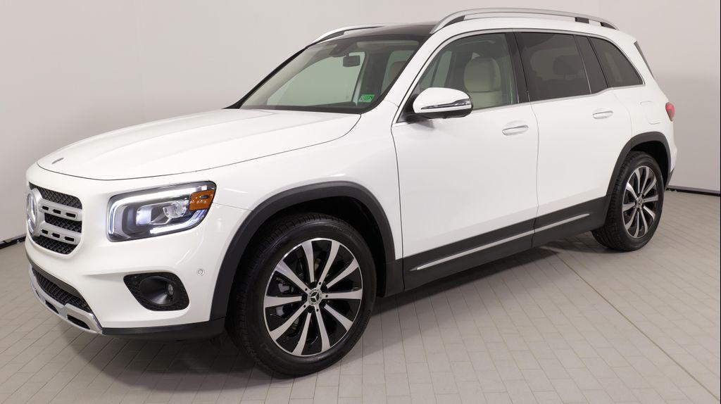 used 2021 Mercedes-Benz GLB 250 car, priced at $30,999