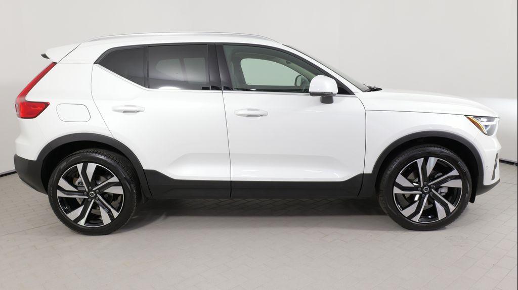 used 2024 Volvo XC40 car, priced at $33,999
