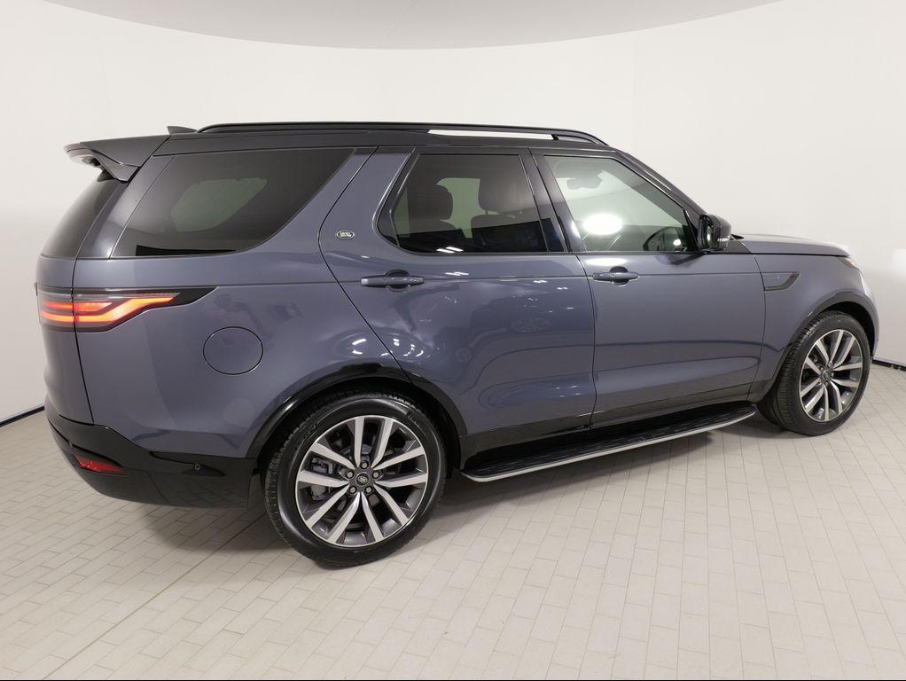 used 2024 Land Rover Discovery car, priced at $53,999