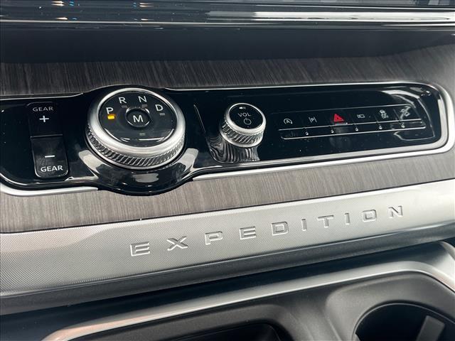 new 2025 Ford Expedition car, priced at $91,485