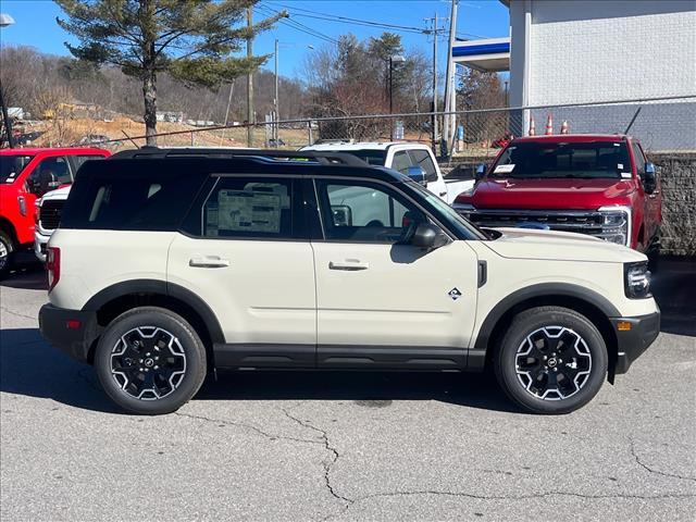 new 2025 Ford Bronco Sport car, priced at $41,380