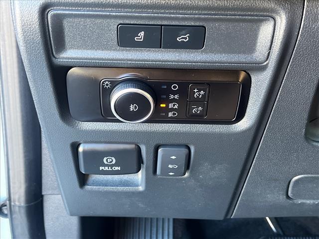 used 2023 Ford Expedition car, priced at $45,981