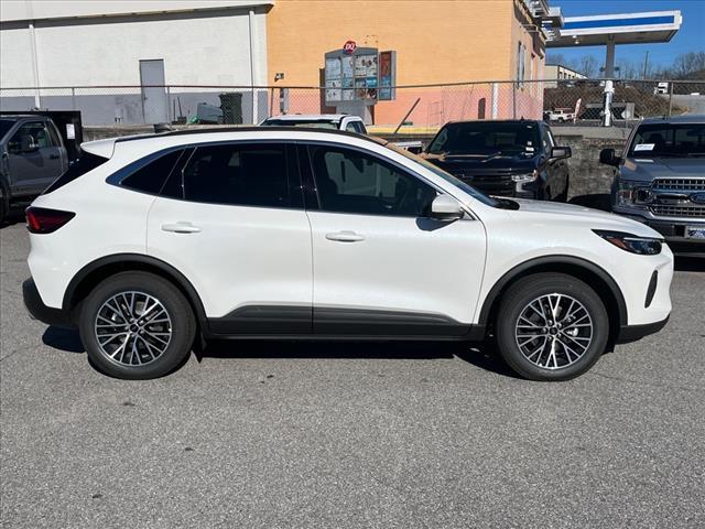new 2025 Ford Escape car, priced at $46,510