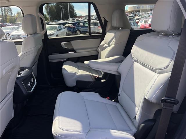 new 2025 Ford Expedition car, priced at $82,505