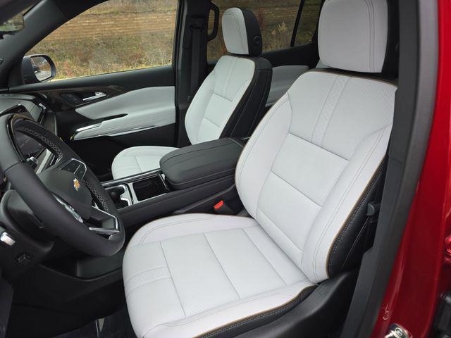 new 2026 Chevrolet Traverse car, priced at $61,714