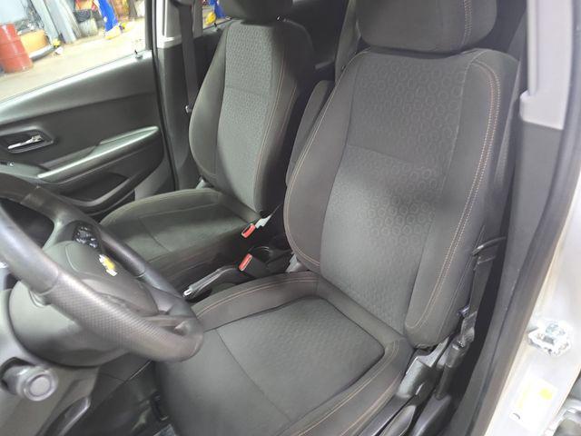 used 2022 Chevrolet Trax car, priced at $18,991