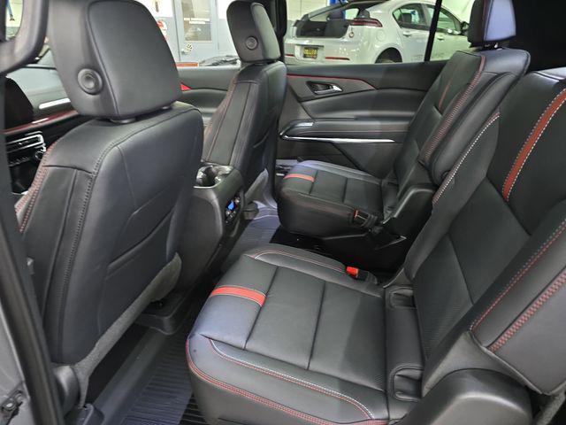 new 2026 Chevrolet Traverse car, priced at $60,019