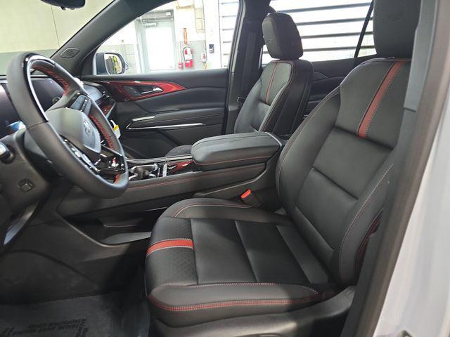 new 2026 Chevrolet Traverse car, priced at $61,509