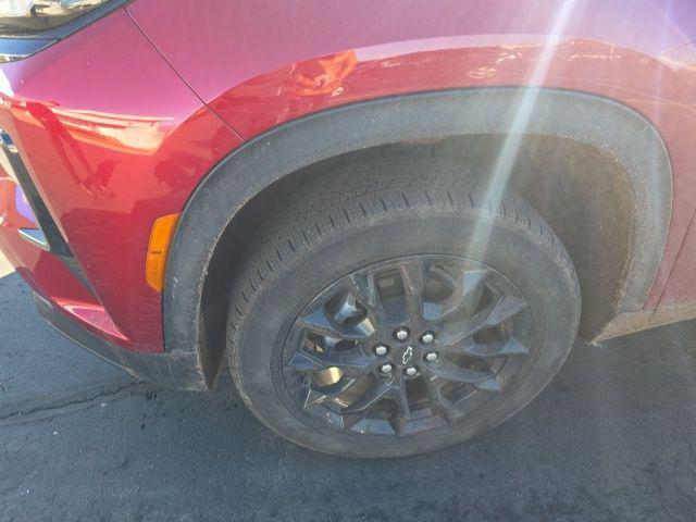 used 2024 Chevrolet Traverse car, priced at $40,599