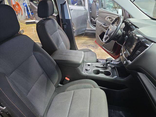 used 2021 Chevrolet Traverse car, priced at $20,969