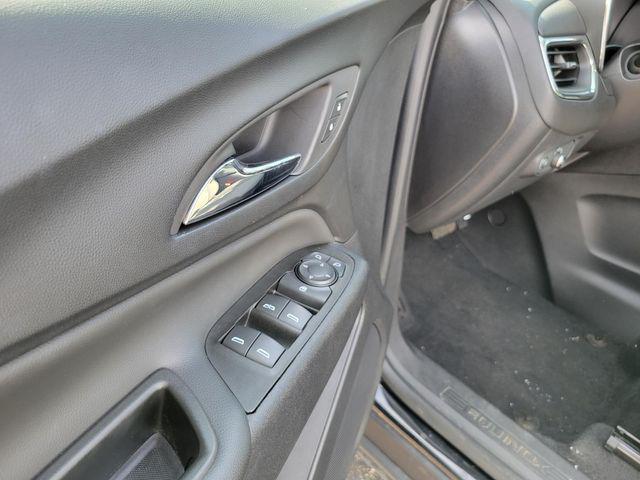 used 2022 Chevrolet Equinox car, priced at $22,344