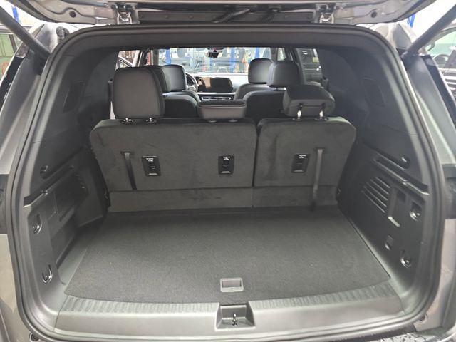 new 2026 Chevrolet Traverse car, priced at $48,845