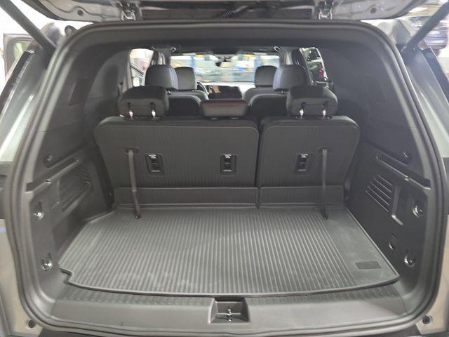 new 2026 Chevrolet Traverse car, priced at $56,779