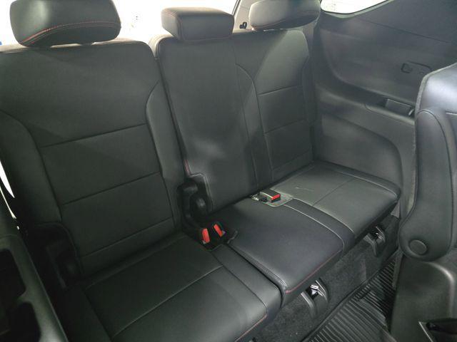 new 2026 Chevrolet Traverse car, priced at $56,779