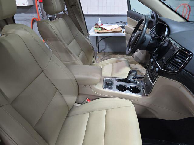 used 2019 Jeep Grand Cherokee car, priced at $25,569