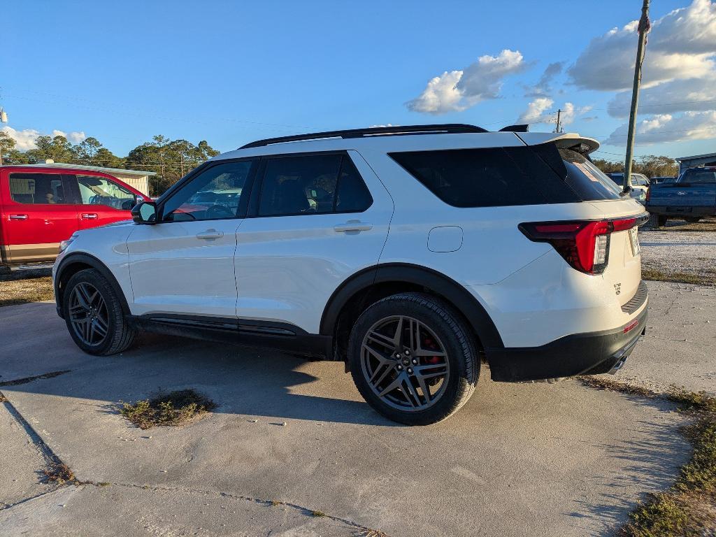 used 2025 Ford Explorer car, priced at $52,984