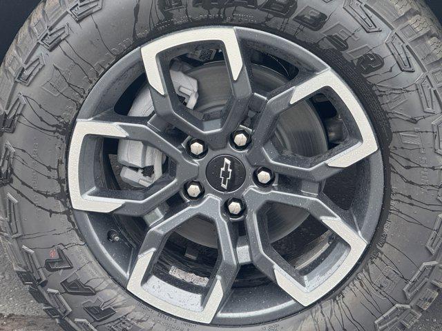 new 2026 Chevrolet Equinox car, priced at $38,670