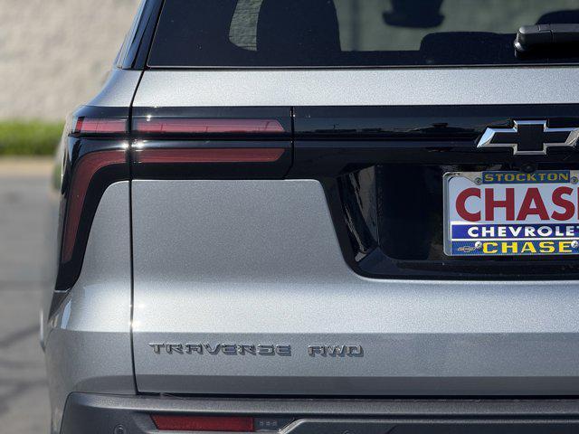 new 2026 Chevrolet Traverse car, priced at $47,250
