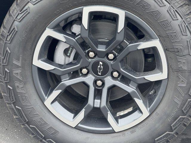 new 2026 Chevrolet Equinox car, priced at $39,660