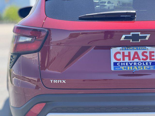 new 2025 Chevrolet Trax car, priced at $25,795