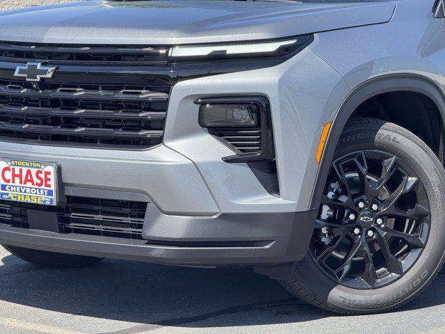 new 2026 Chevrolet Traverse car, priced at $46,390