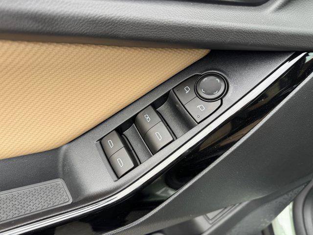 new 2026 Chevrolet Equinox car, priced at $38,670