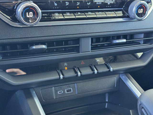 new 2026 Chevrolet Colorado car, priced at $45,185