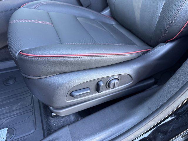 new 2025 Chevrolet TrailBlazer car, priced at $32,050