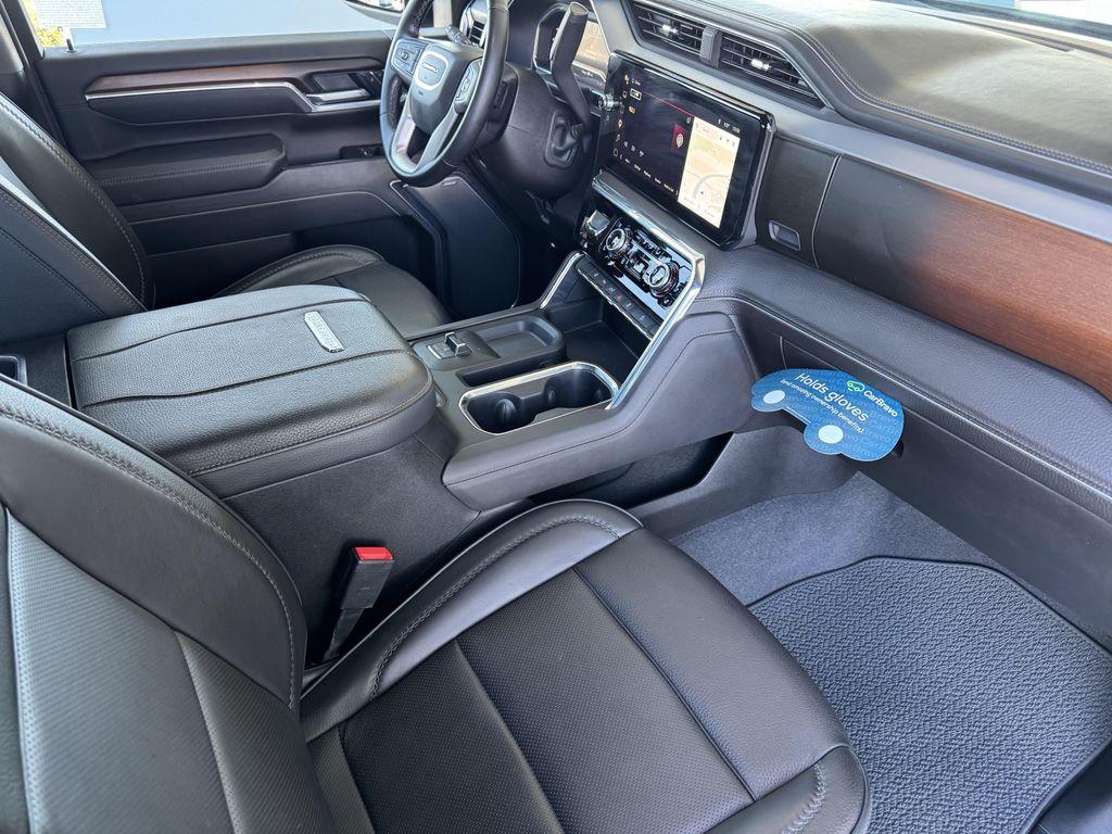 used 2025 GMC Sierra 2500 car, priced at $75,073