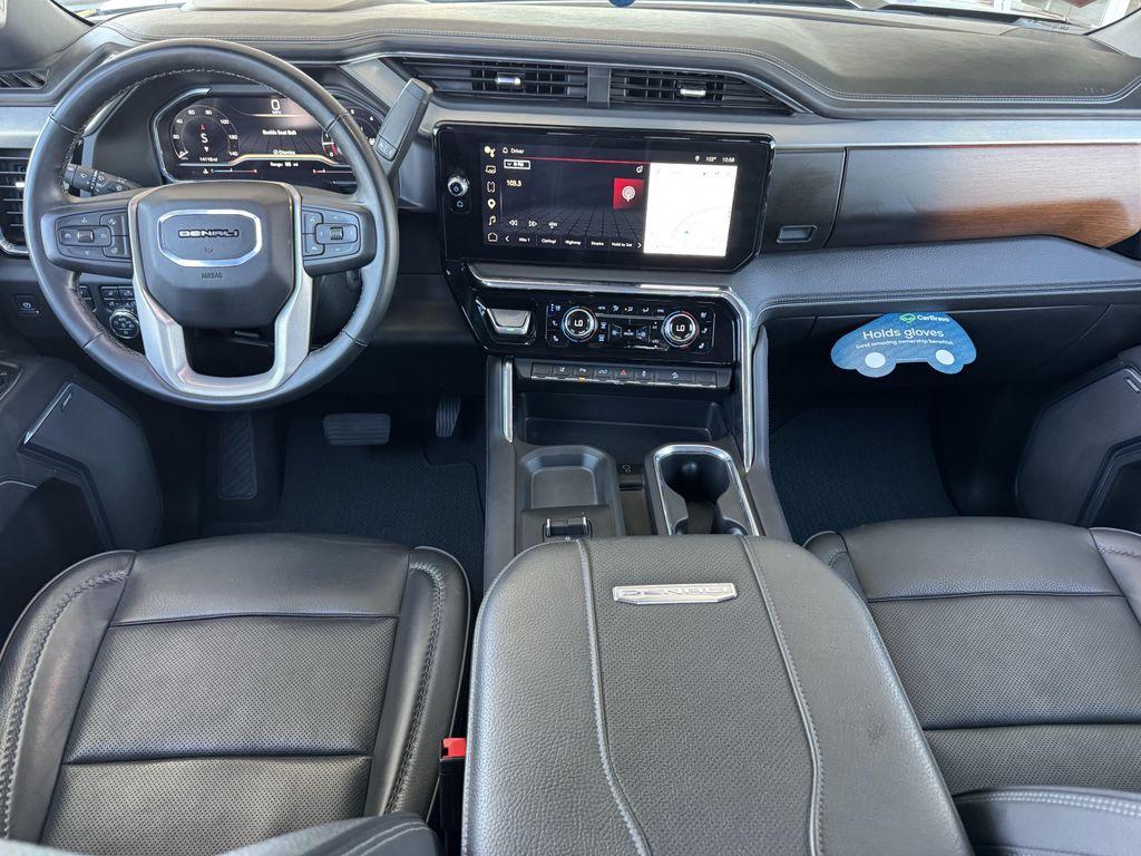 used 2025 GMC Sierra 2500 car, priced at $75,073