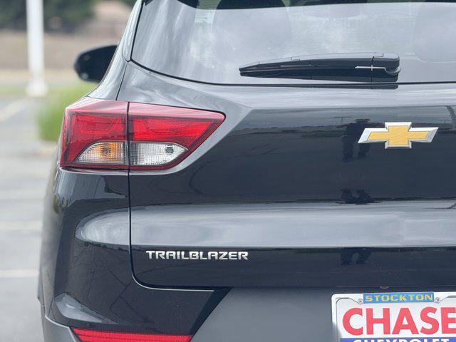 new 2026 Chevrolet TrailBlazer car, priced at $27,120