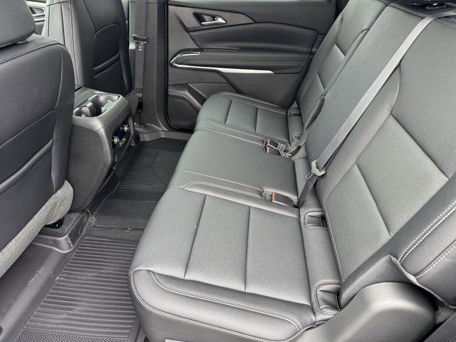 new 2026 Chevrolet Traverse car, priced at $46,065