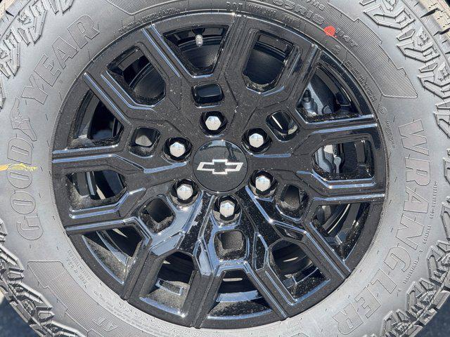 new 2026 Chevrolet Colorado car, priced at $46,135