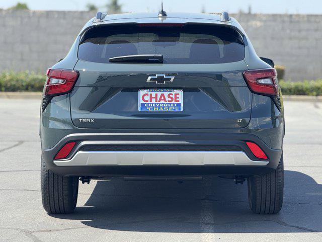 new 2025 Chevrolet Trax car, priced at $25,795