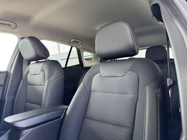 new 2025 Chevrolet Trax car, priced at $25,795